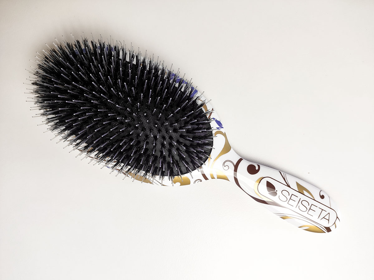 the best detangler hair brush for hair extensions
